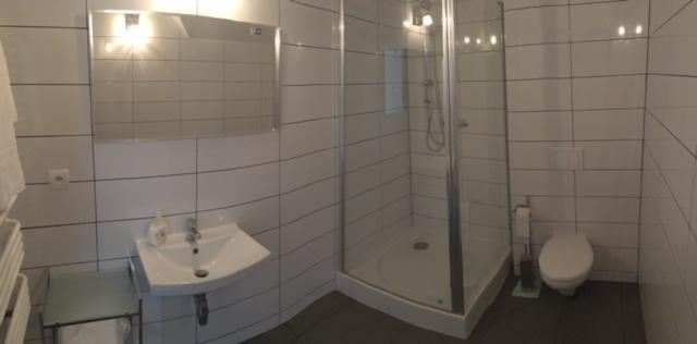 Bed and Breakfast Essenza Party Center Swidnica  Экстерьер фото